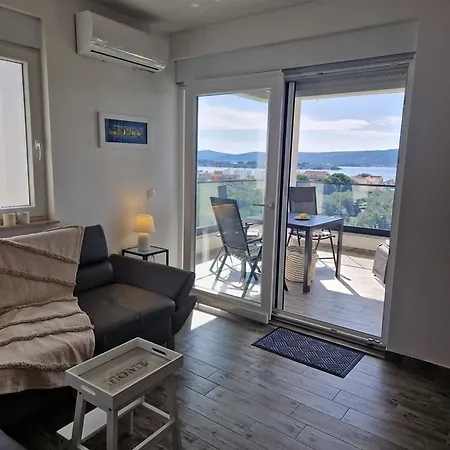 Ana Guest house *