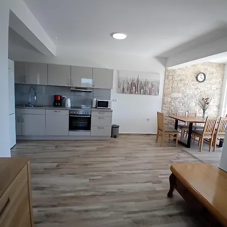 Guest house Ana Turanj