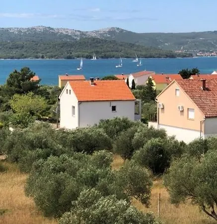 Ana Guest house Turanj